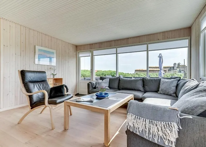 Kris - 200m From The Sea By Interhome Holiday home