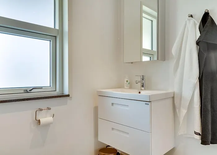 Holiday home Kris - 200m From The Sea By Interhome Fano